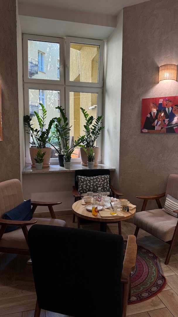 Interior of El Cafetero Emilii Plater, specialty coffee shop in Warsaw