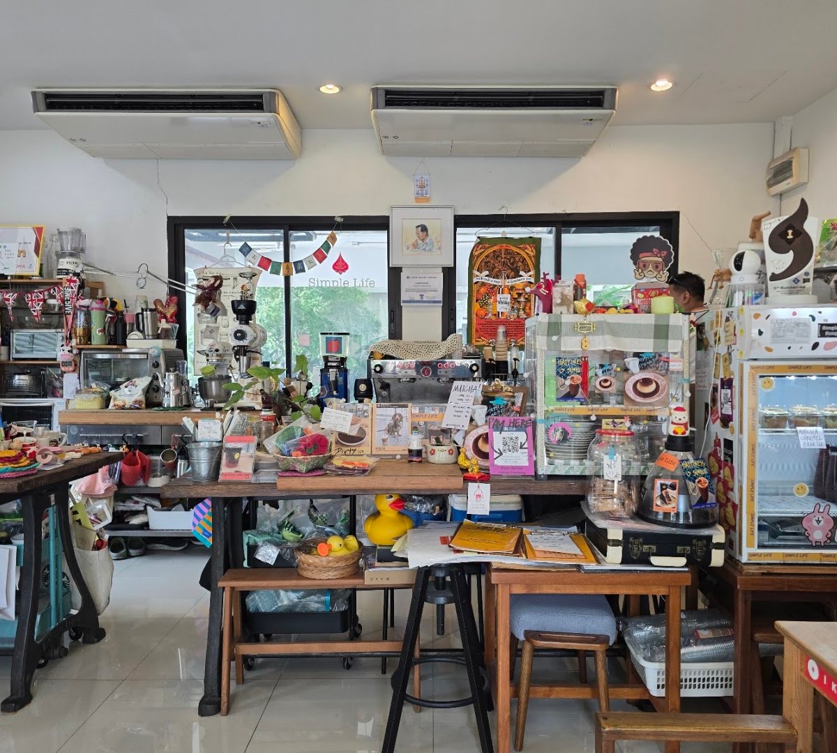 Simple Life specialty coffee shop in Bangkok - photo 10