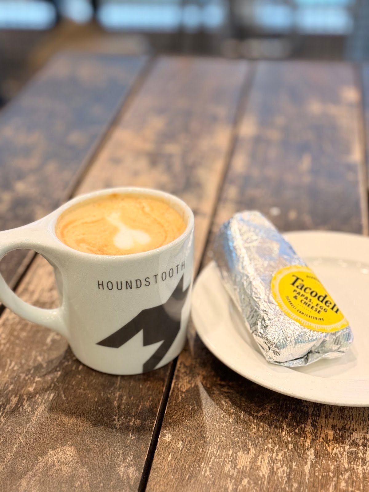 Houndstooth Coffee specialty coffee shop in Austin - photo 3