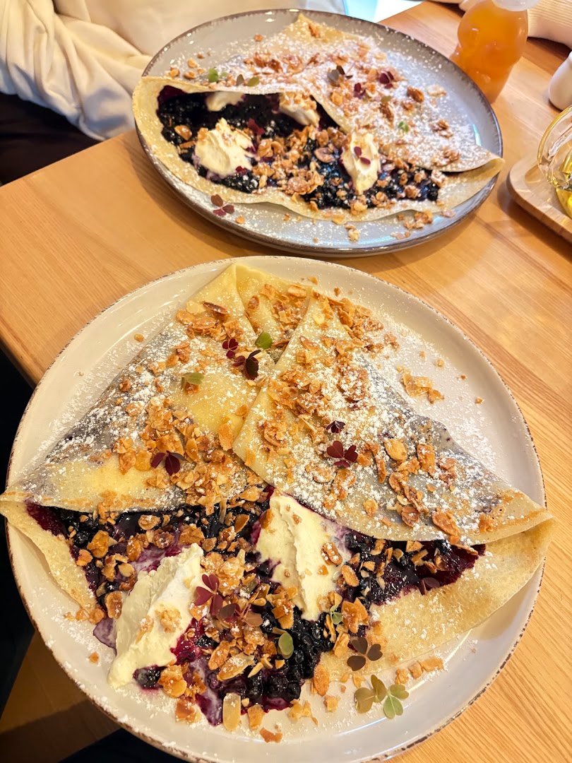Food at Bistro Palačinka, specialty coffee shop in Prague