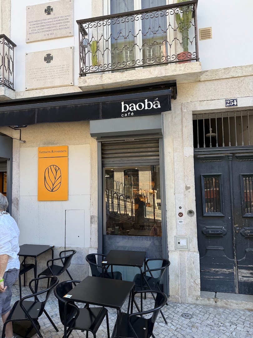 Storefront of Baobá Café Bica, specialty coffee shop in Lisbon