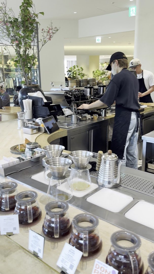 Interior of VERVE COFFEE ROASTERS, specialty coffee shop in Tokyo