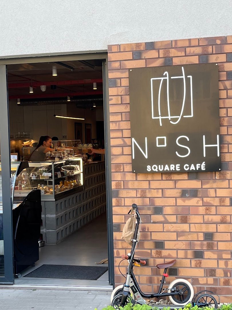 Square Café by NOSH specialty coffee shop in Budapest - photo 9