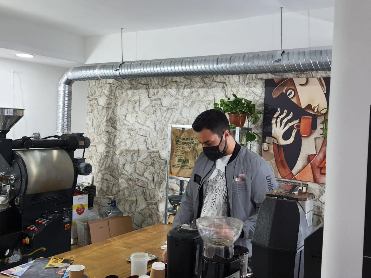 Twentysix Coffee Works specialty coffee shop in Istanbul - photo 4