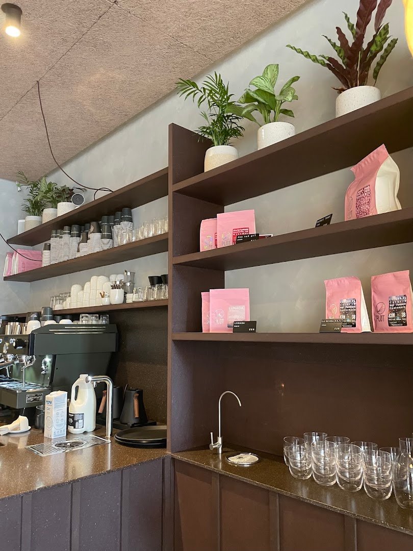 Moonstruck Cafe specialty coffee shop in London - photo 9