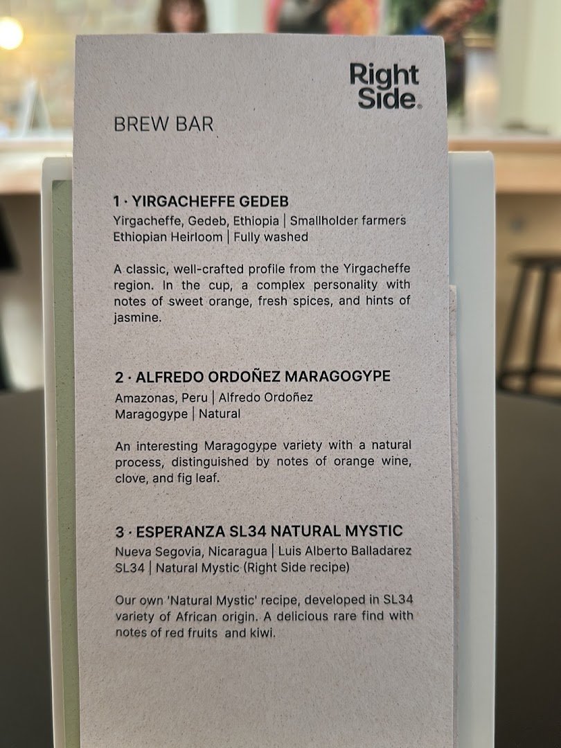 Right Side Coffee Bar specialty coffee shop in Barcelona - photo 13