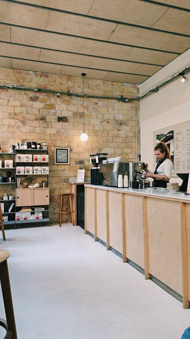 Right Side Coffee Bar specialty coffee shop in Barcelona - photo 7