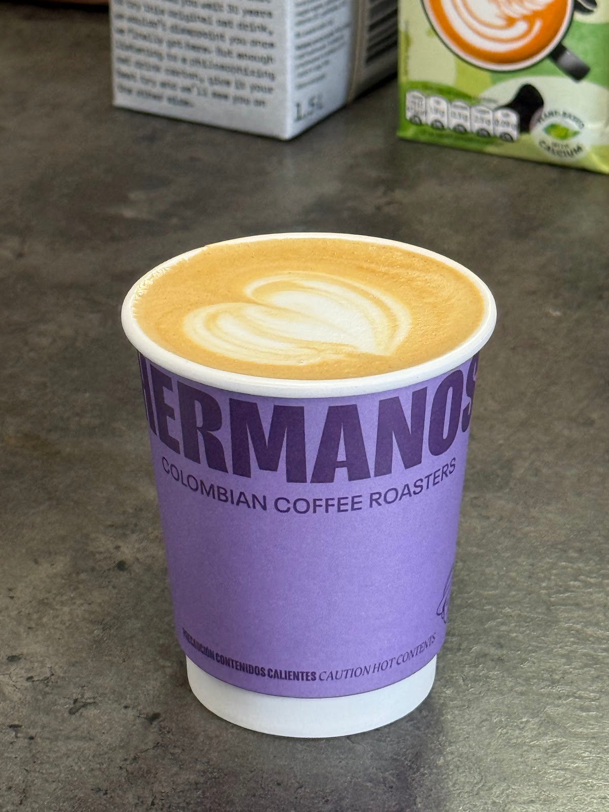 Hermanos Colombian Coffee Roasters – Victoria Station specialty coffee shop in London - photo 5