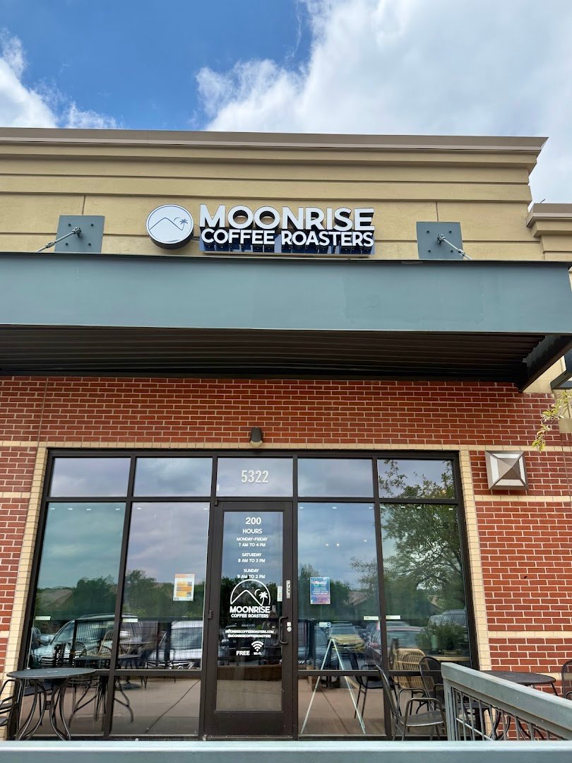 Moonrise Coffee Roasters specialty coffee shop in Denver - photo 2