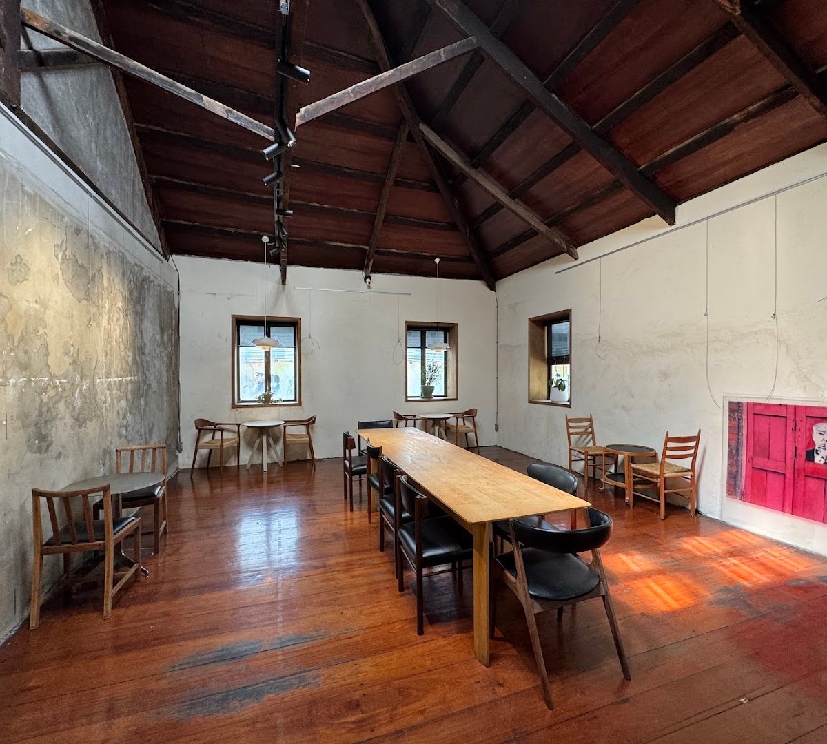 Craftsman Roastery at Old Town specialty coffee shop in Bangkok - photo 6