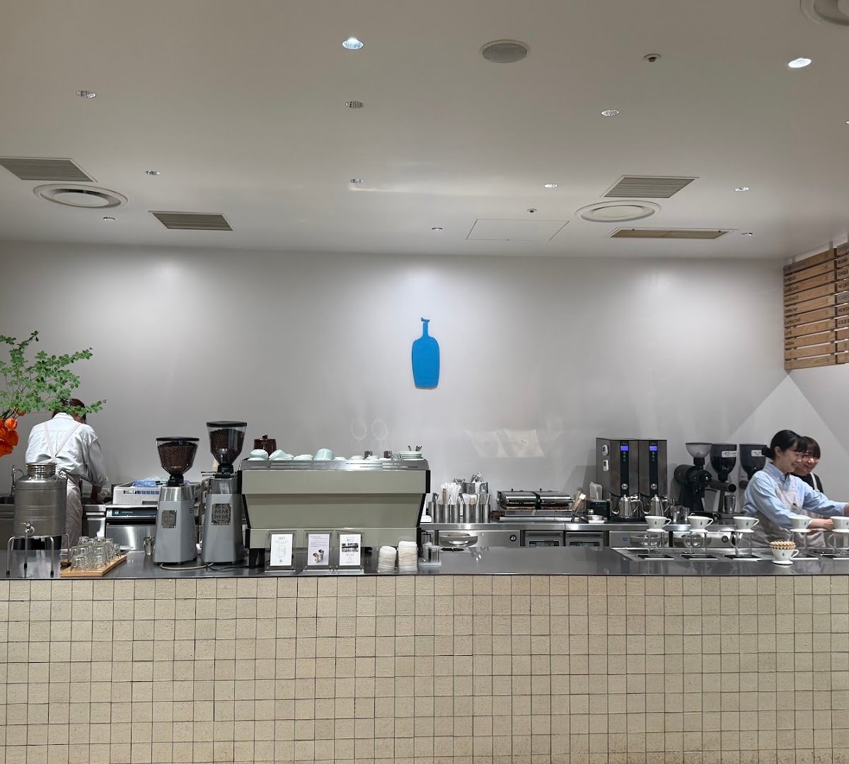 Interior of Blue Bottle Coffee Ginza Cafe, specialty coffee shop in Tokyo