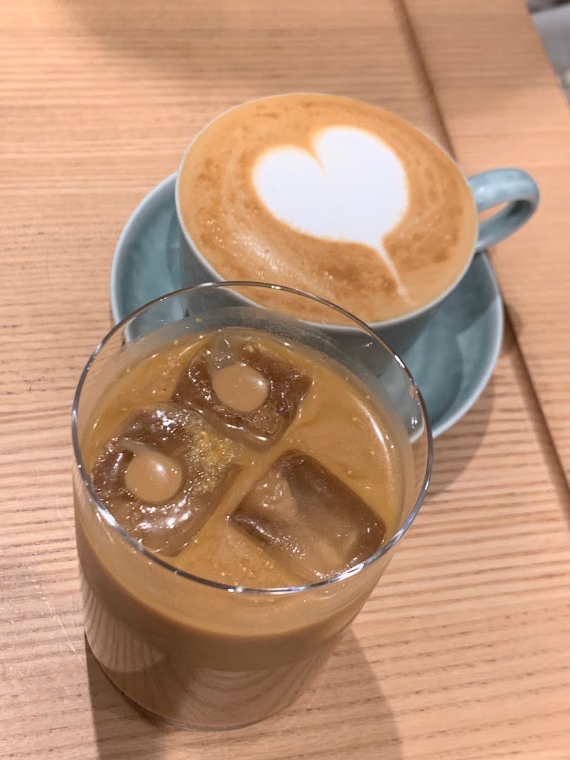 Coffee at Blue Bottle Coffee Ginza Cafe, specialty coffee shop in Tokyo