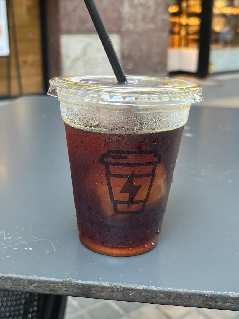 Syra Coffee - Sagrada Familia specialty coffee shop in Barcelona - photo 7