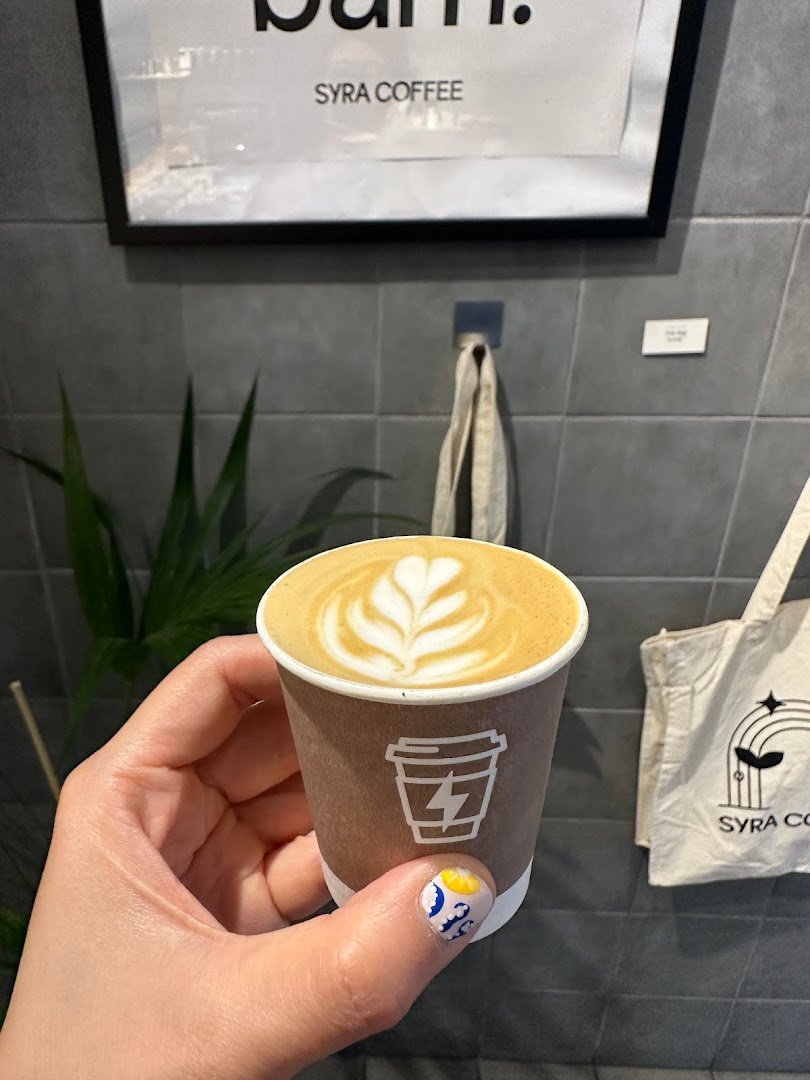 Syra Coffee - Sagrada Familia specialty coffee shop in Barcelona - photo 8