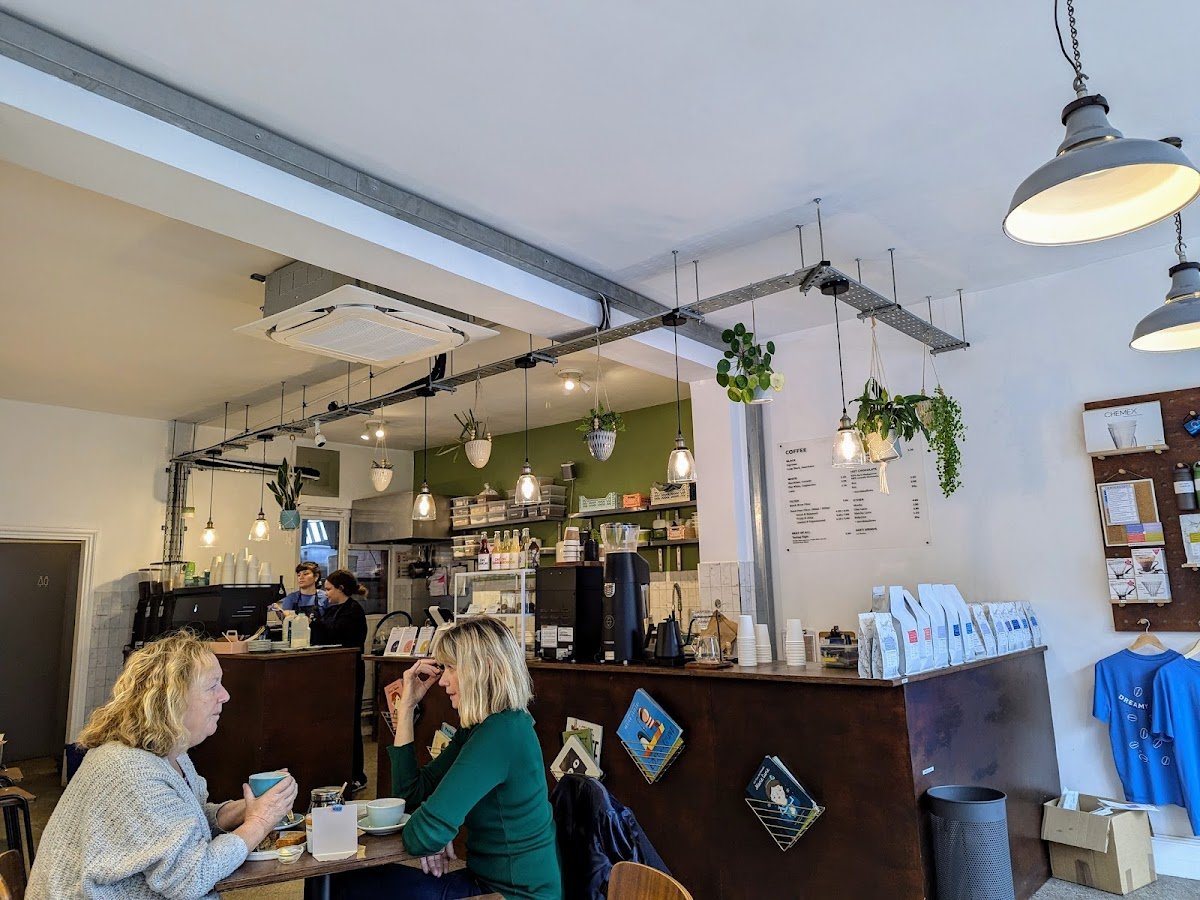 Campbell & Syme Coffee Roasters Cafe specialty coffee shop in London - photo 3