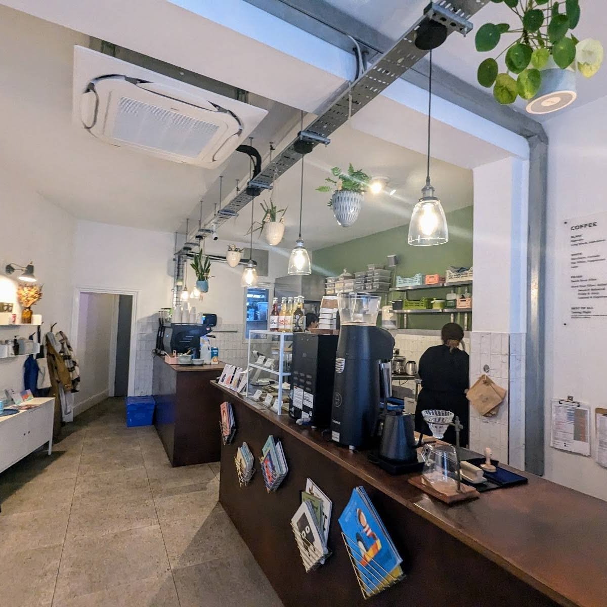 Campbell & Syme Coffee Roasters Cafe specialty coffee shop in London - photo 8