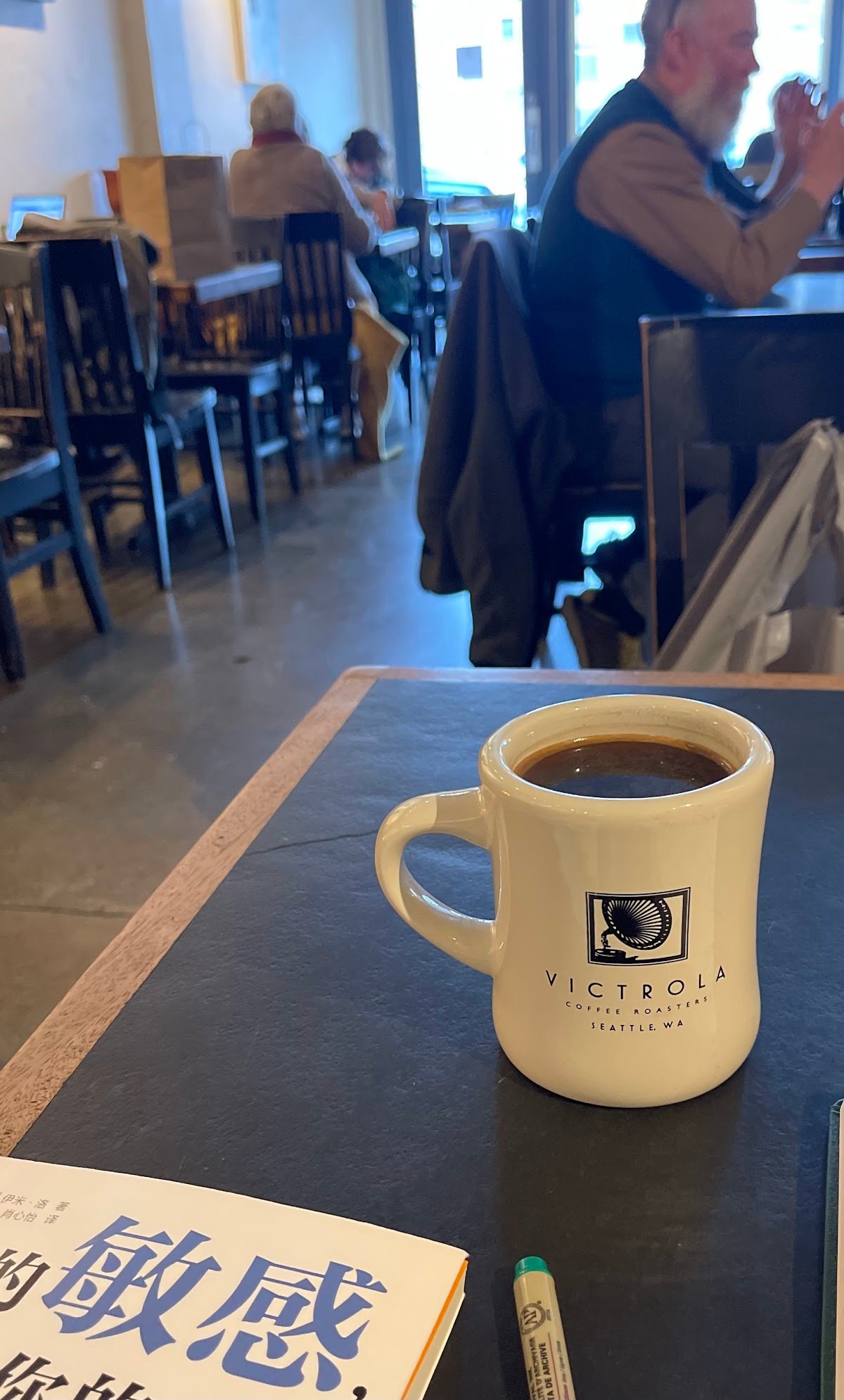 Victrola Coffee Roasters specialty coffee shop in Seattle - photo 2