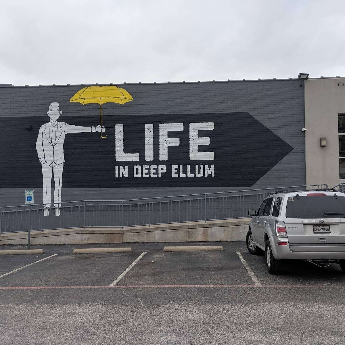 Mokah Coffee & Tea specialty coffee shop in Dallas - photo 15