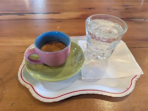 Mokah Coffee & Tea specialty coffee shop in Dallas - photo 10