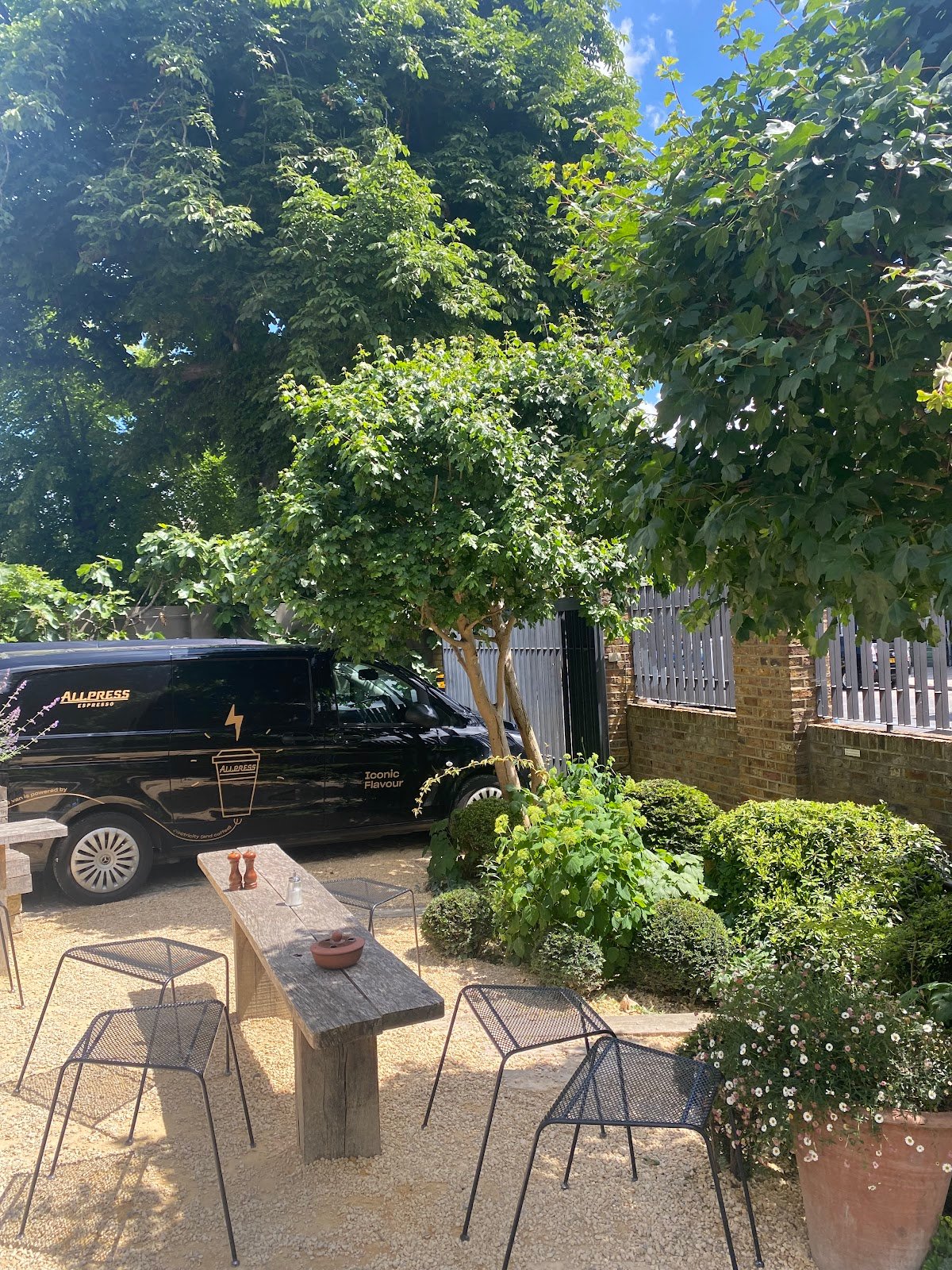 Allpress Espresso Roastery and Cafe specialty coffee shop in London - photo 2