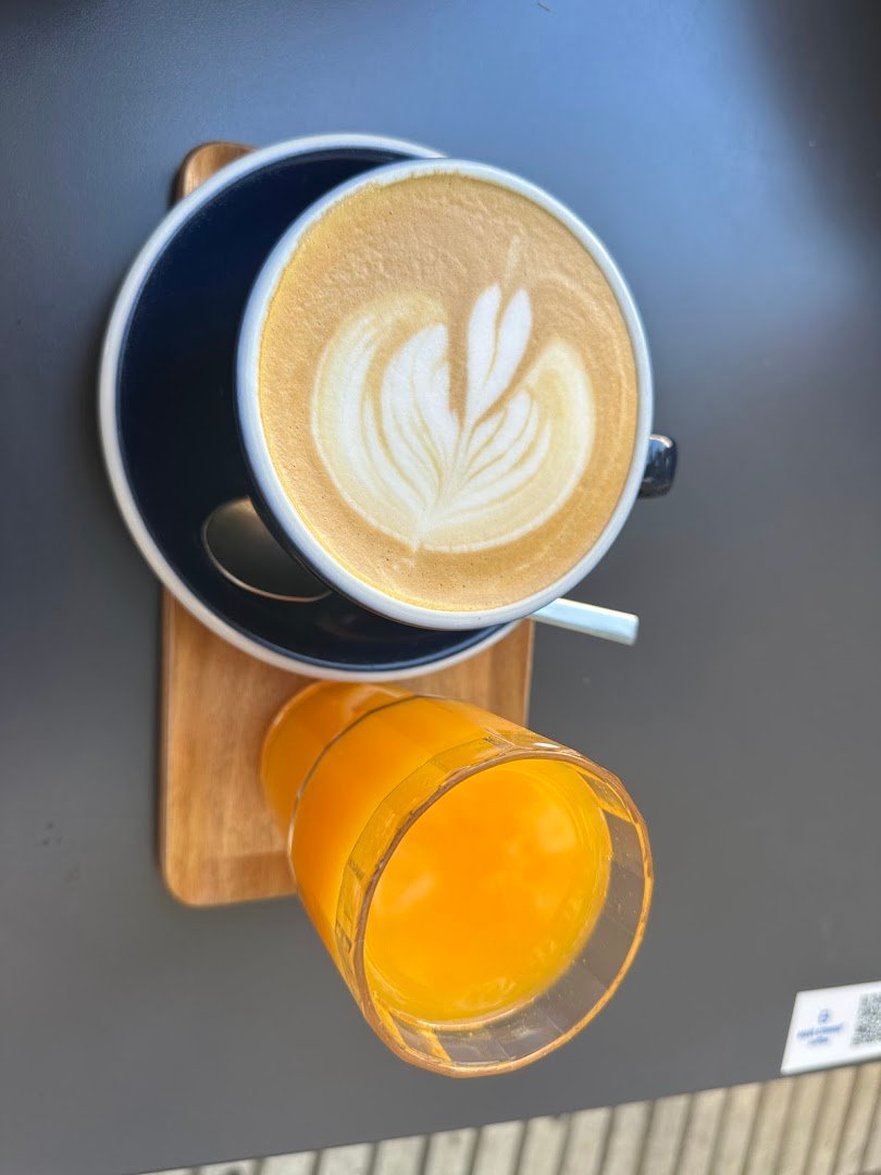 East Crema Coffee Príncipe (Specialty Coffee Madrid) specialty coffee shop in Madrid - photo 4
