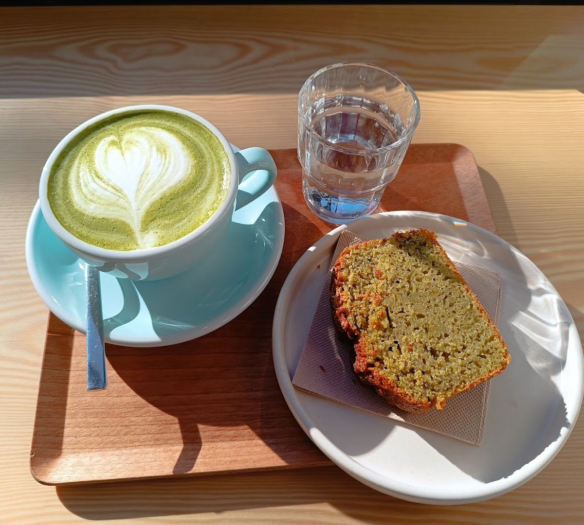 East Crema Coffee Príncipe (Specialty Coffee Madrid) specialty coffee shop in Madrid - photo 7