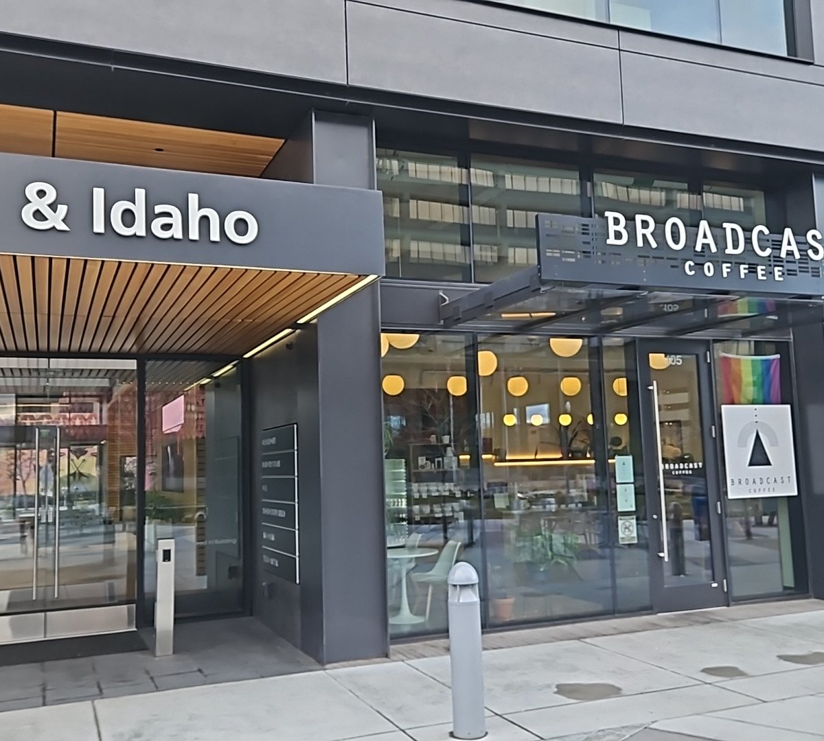 Broadcast Coffee specialty coffee shop in Boise - photo 14