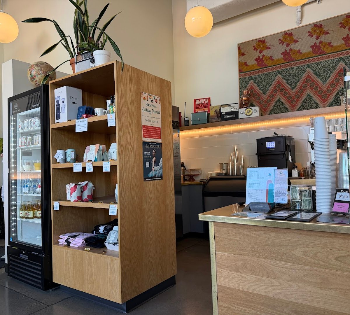 Broadcast Coffee specialty coffee shop in Boise - photo 4