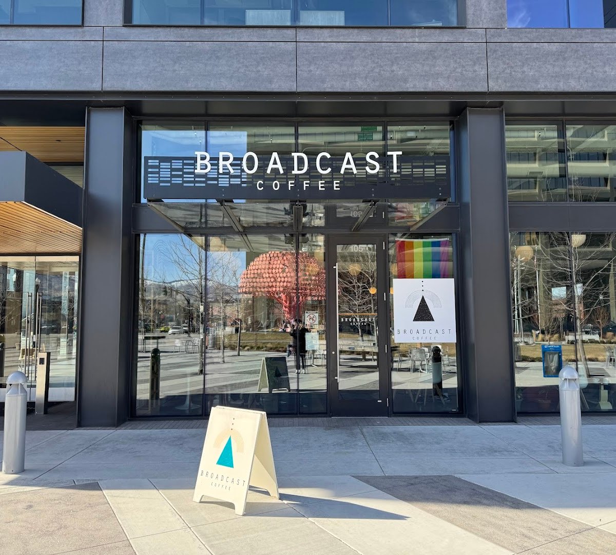 Broadcast Coffee specialty coffee shop in Boise - photo 10