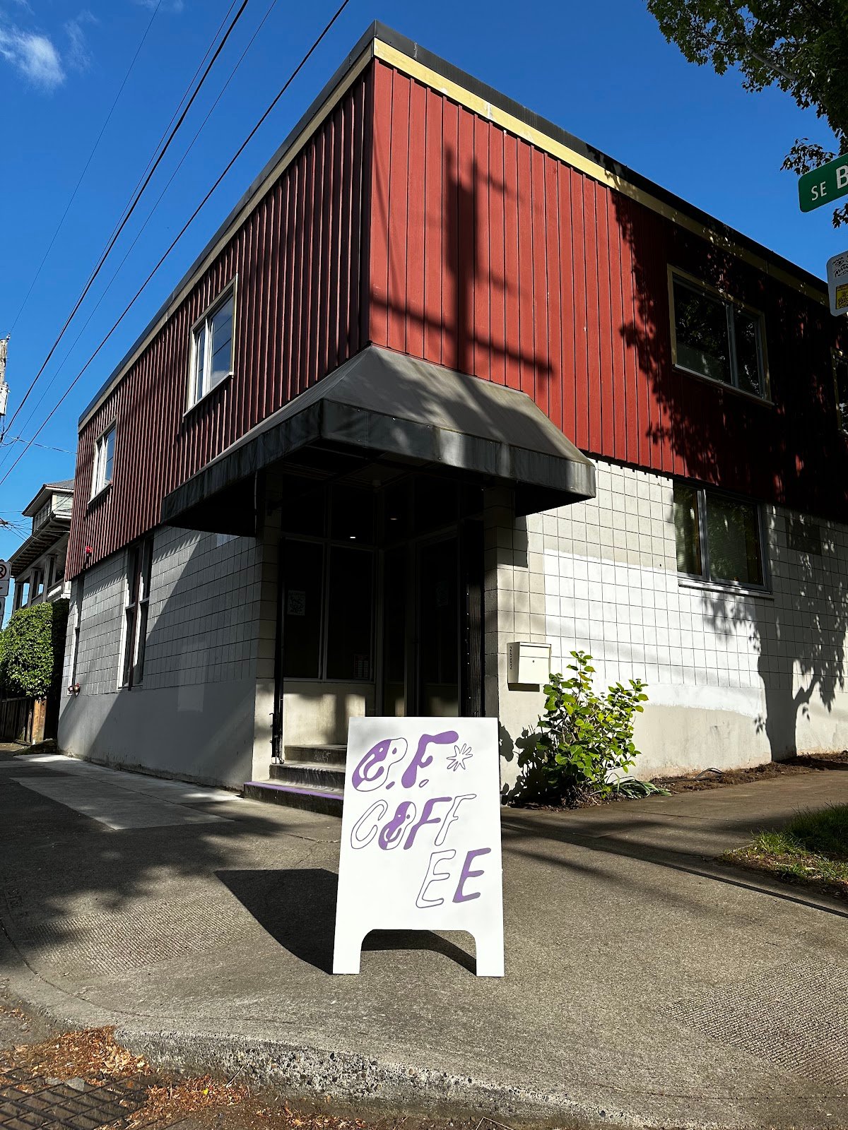 Old Friends Coffee Roasters specialty coffee shop in Portland - photo 4