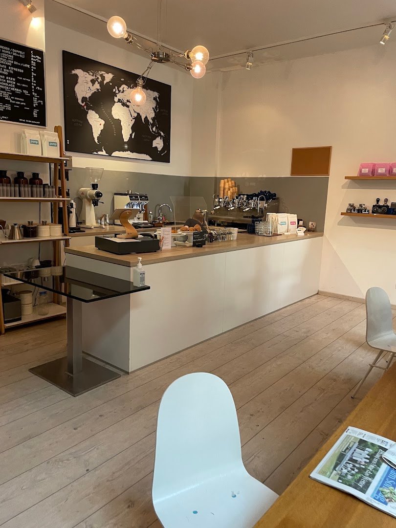 Interior of Caffè Couture, specialty coffee shop in Vienna