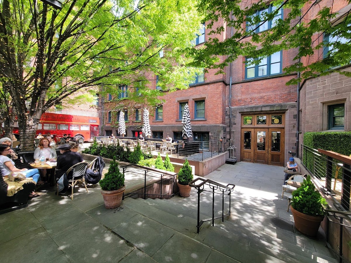 Intelligentsia Coffee High Line Hotel Coffeebar specialty coffee shop in New York - photo 4