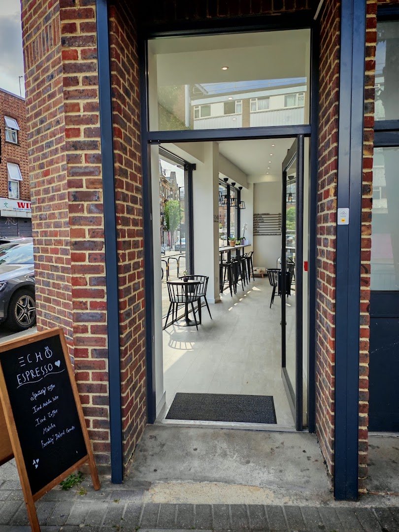 Echo Espresso specialty coffee shop in London - photo 8