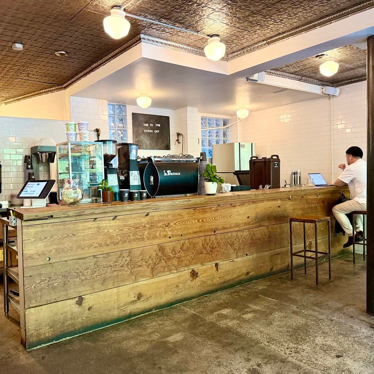 Ninth Street Espresso specialty coffee shop in New York - photo 9