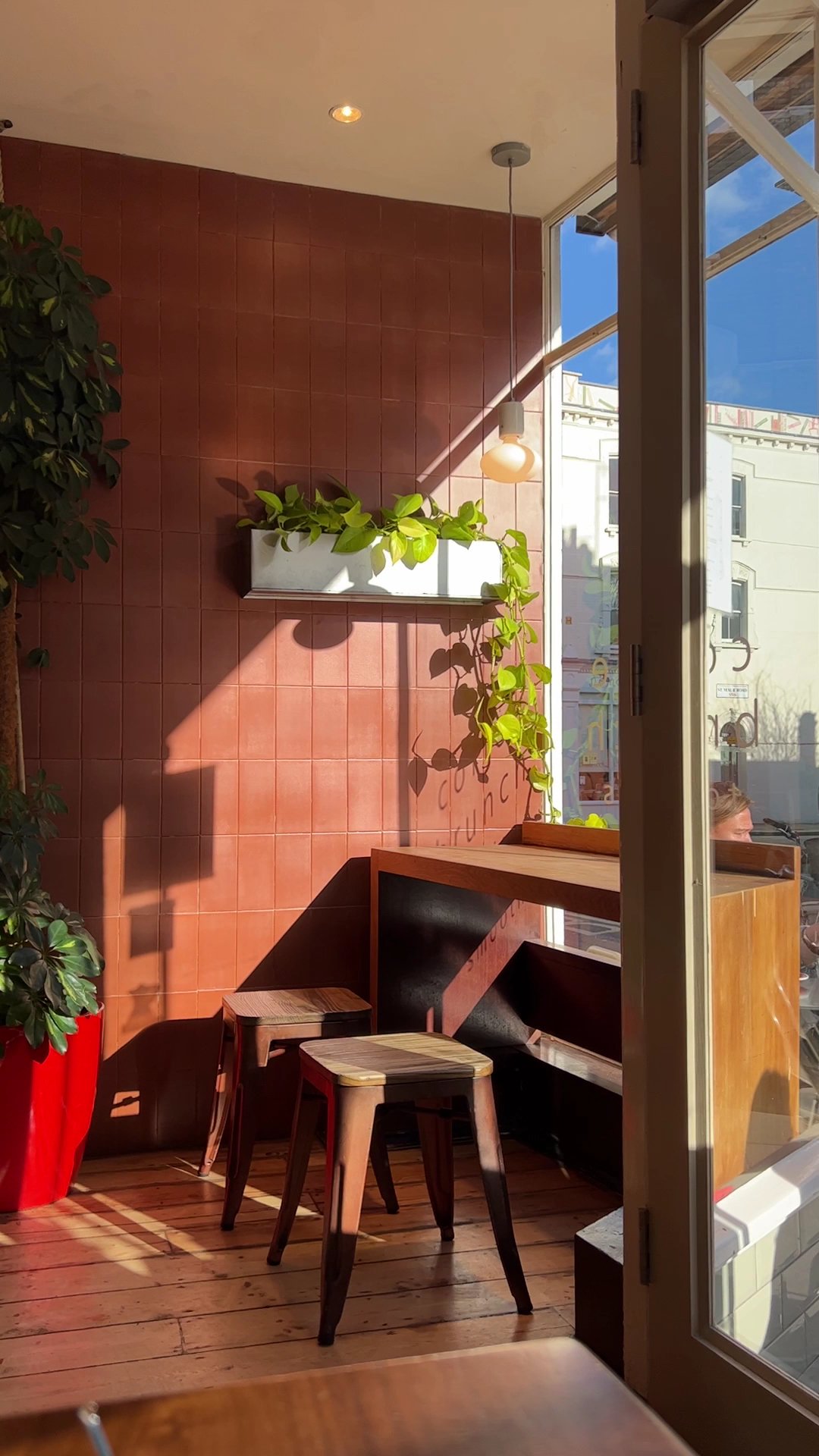 Local Hero specialty coffee shop in London - photo 7