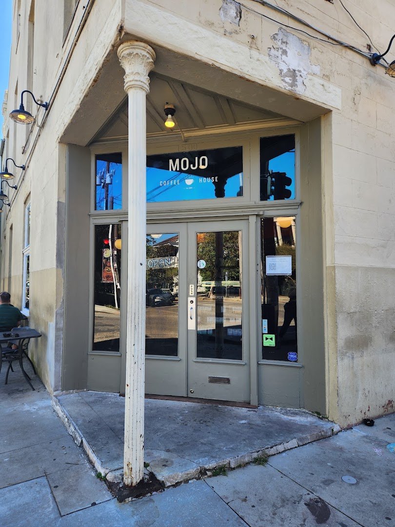 Storefront of Mojo Coffee House, specialty coffee shop in New Orleans
