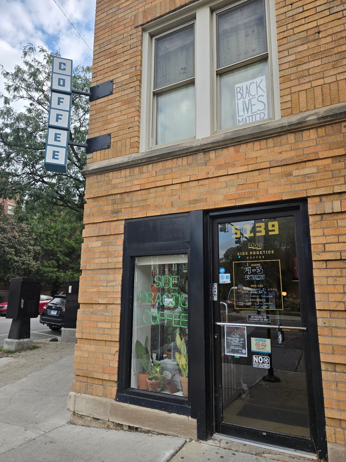 Side Practice Coffee specialty coffee shop in Chicago - photo 2