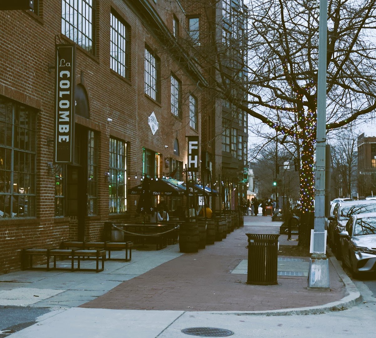 La Colombe Coffee Workshop specialty coffee shop in Washington, D.C. - photo 12