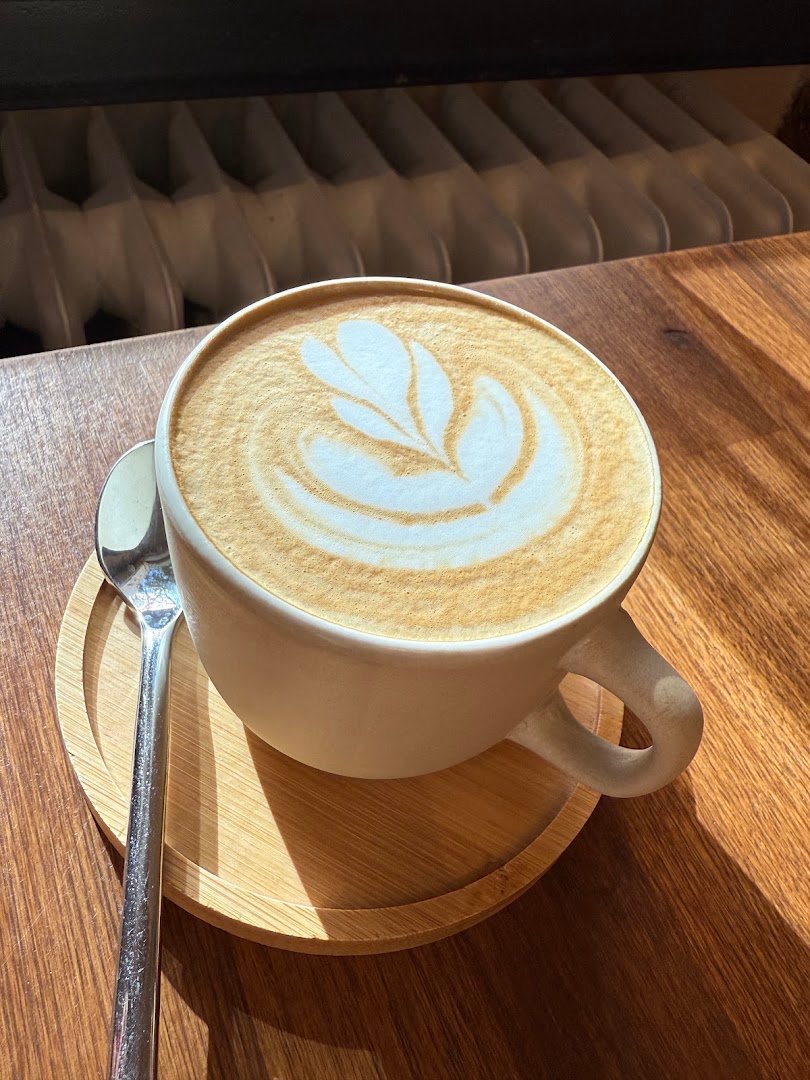 KAFFEEKREIS specialty coffee shop in Berlin - photo 8