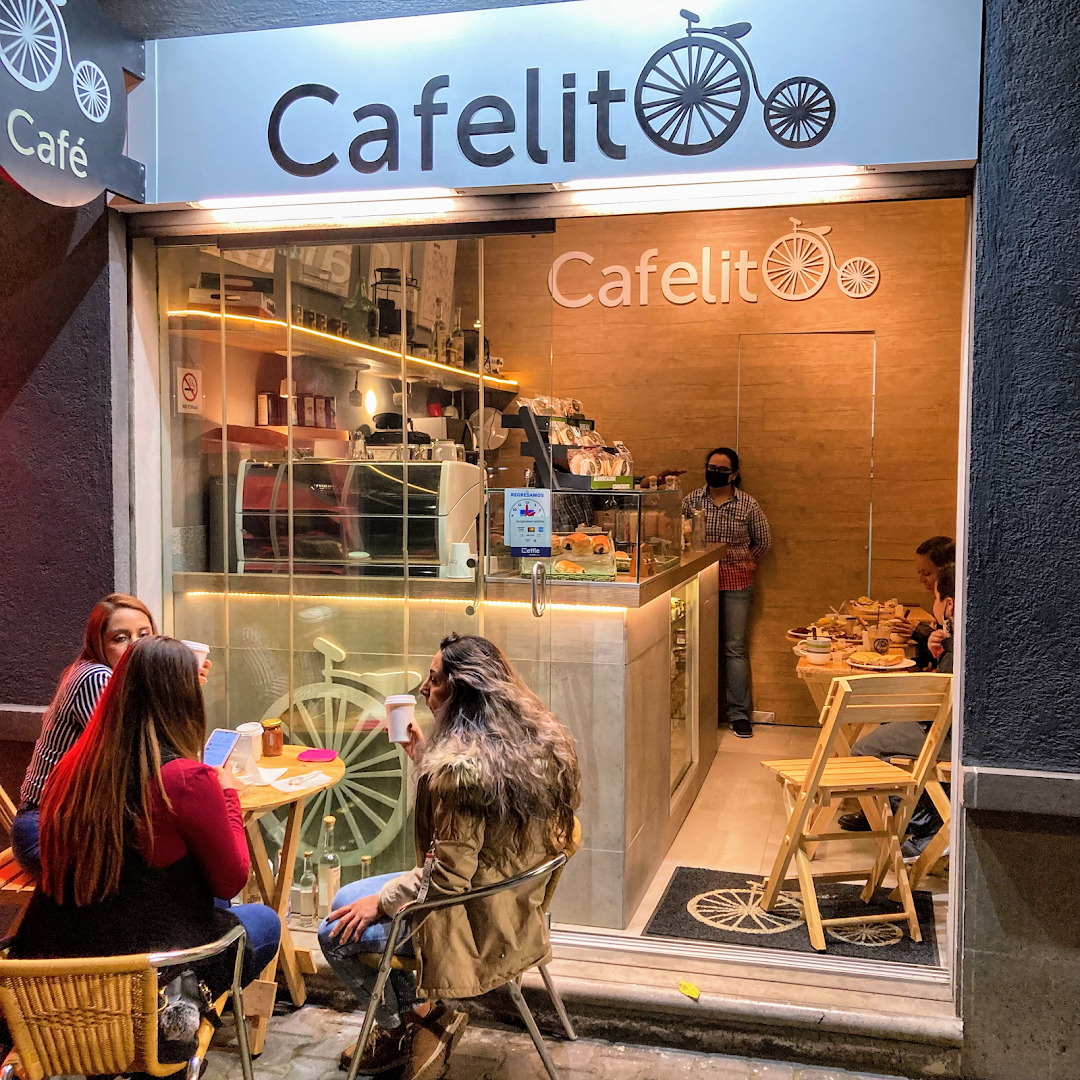 Storefront of Cafelito, specialty coffee shop in Mexico City