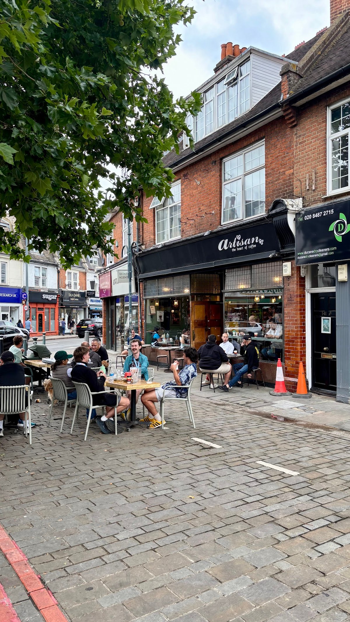 Artisan Coffee specialty coffee shop in London - photo 9