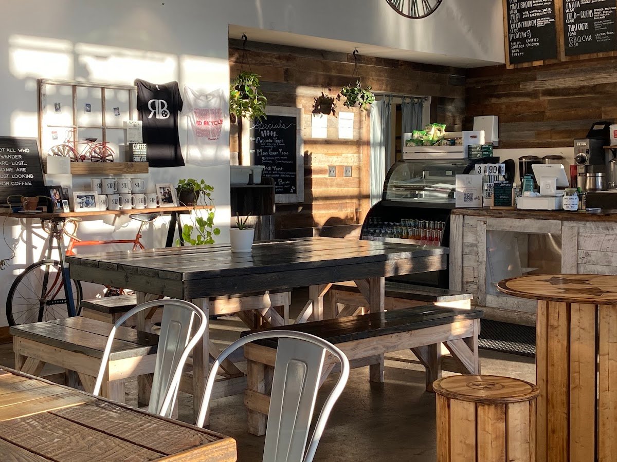 Red Bicycle Coffee & Crepes specialty coffee shop in Nashville - photo 3