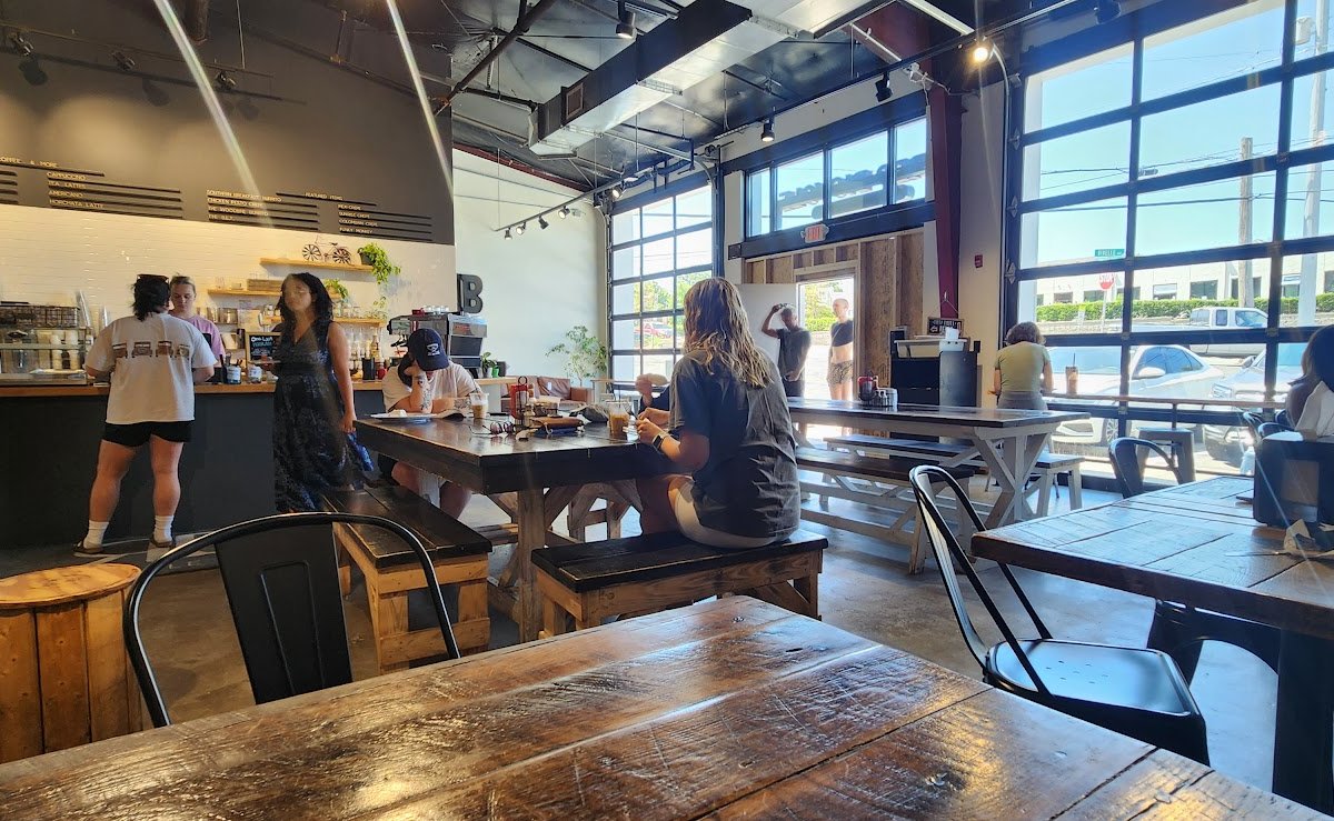 Red Bicycle Coffee & Crepes specialty coffee shop in Nashville - photo 7