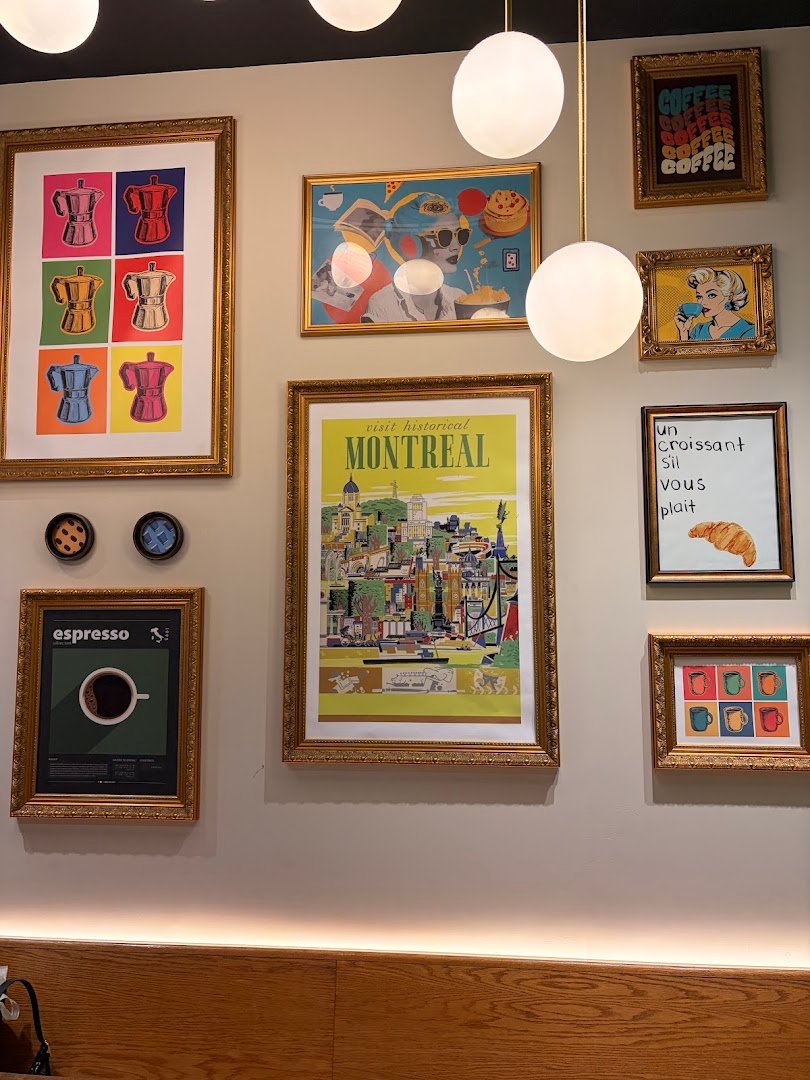 Interior of Tommy Café, specialty coffee shop in Montreal
