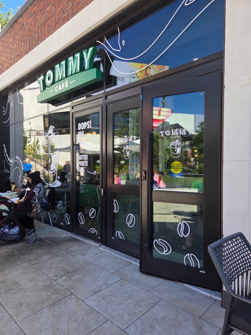 Storefront of Tommy Café, specialty coffee shop in Montreal