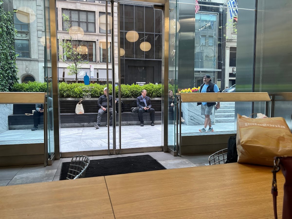 Blue Bottle Coffee specialty coffee shop in New York - photo 7