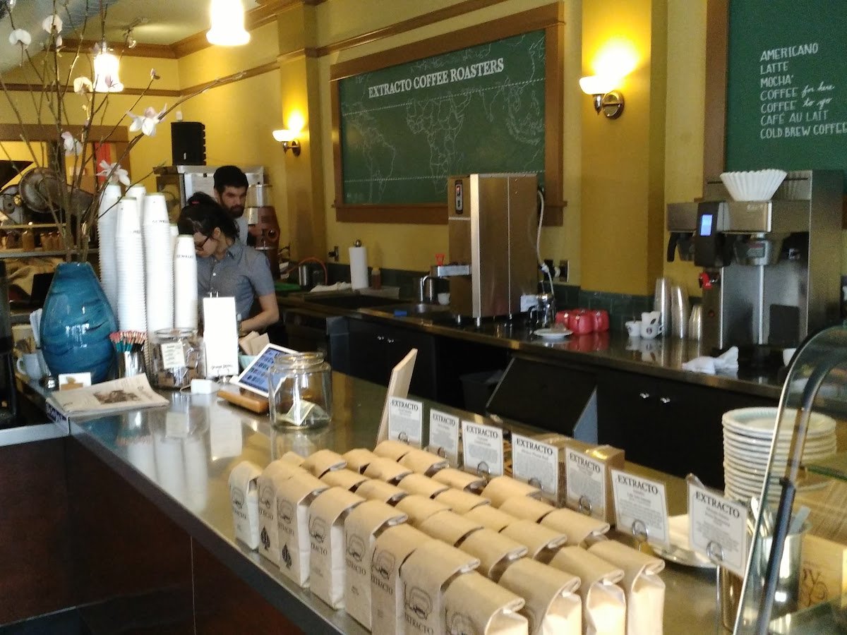 Extracto Coffee Roasters specialty coffee shop in Portland - photo 14