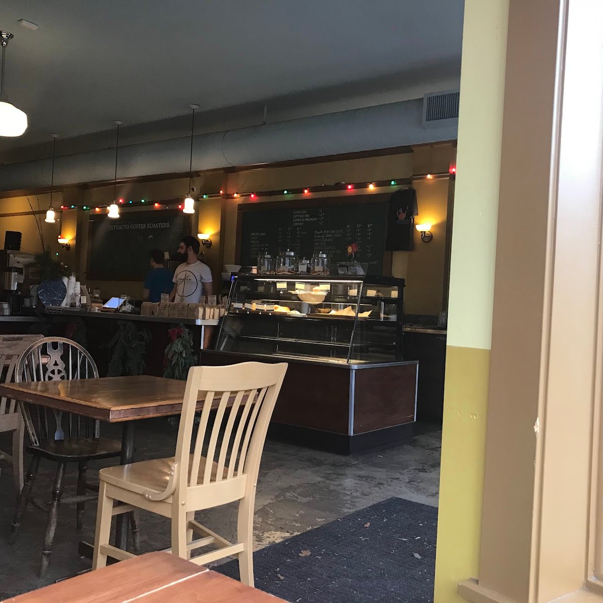 Extracto Coffee Roasters specialty coffee shop in Portland - photo 16