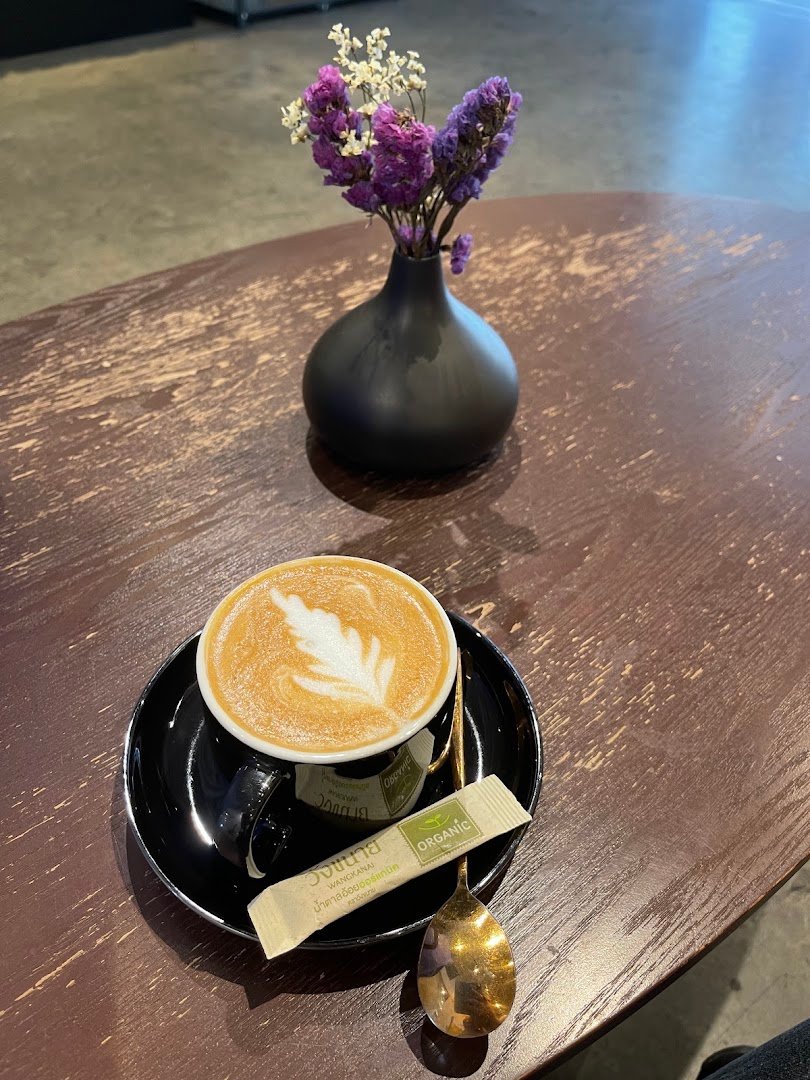 Brew 98 Specialty Coffee Roaster specialty coffee shop in Bangkok - photo 3