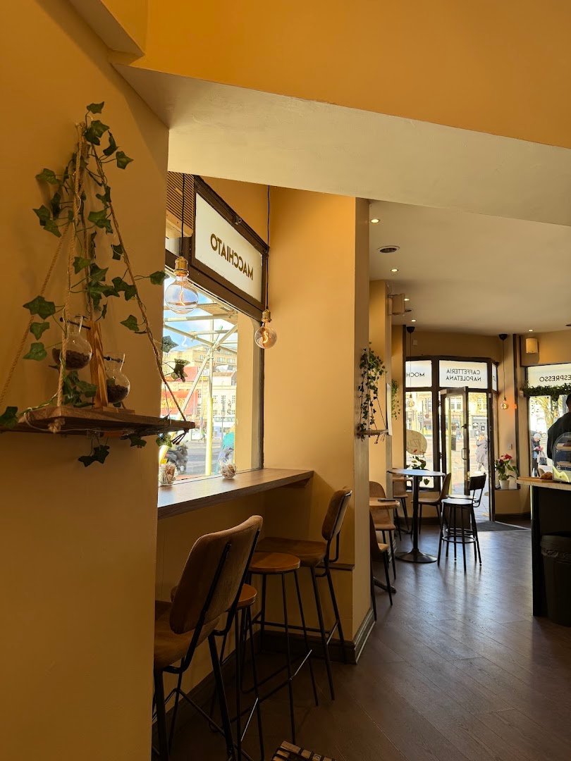 eFZin coffee specialty coffee shop in Bristol - photo 4
